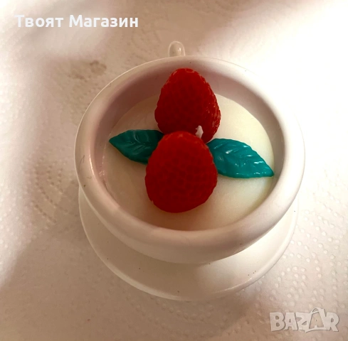 Ръчно изработена ароматна свещ в съд от еко смола – Сърце/Чашка с флорална декорация, снимка 7 - Ръчно изработени сувенири - 53071268