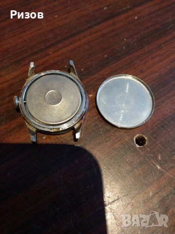 Дамски часовник Заря, снимка 3 - Дамски - 52501221