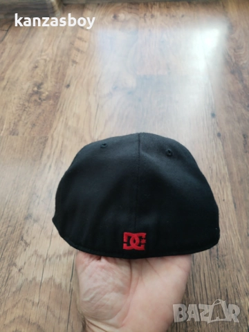 DC hat - страхотна ловна шапка КАТО НОВА, снимка 6 - Шапки - 51812787