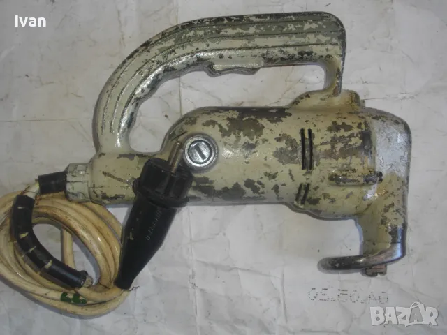 AEG Немска Професионална ЕЛЕКТРИЧЕСКА НОЖИЦА  за рязане на ламарина 2,5 мм 6,0кг 620W Старо качество, снимка 15 - Други инструменти - 47351681