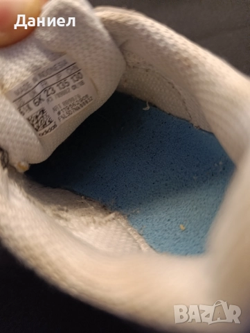 Бебешки маратонки Adidas , снимка 8 - Детски маратонки - 51584588