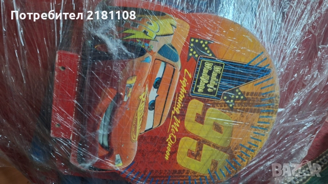 Дървена масичка със столче на McQueen, снимка 3 - Други - 52526288