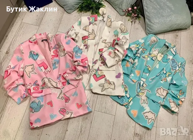 Дамски сака с интересен десен, снимка 1