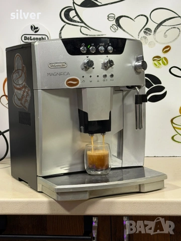 Кафемашина кафе автомат delonghi magnifica с гаранция, снимка 2 - Кафемашини - 53015136