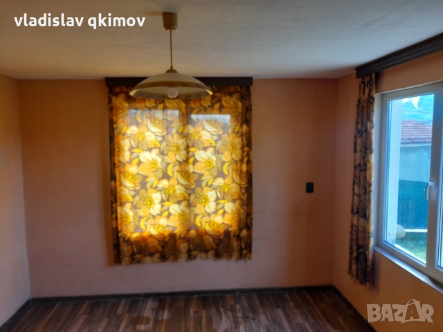 Продавам къща с.Крапец Враца, снимка 10 - Къщи - 52651124