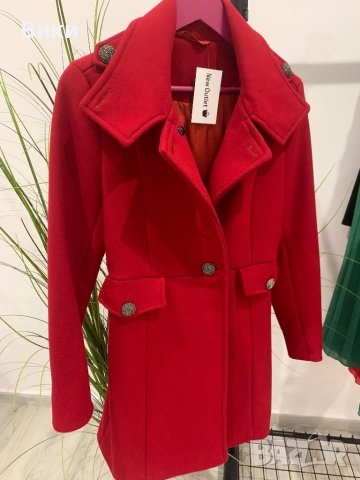 Червено палто, снимка 14 - Палта, манта - 43500914