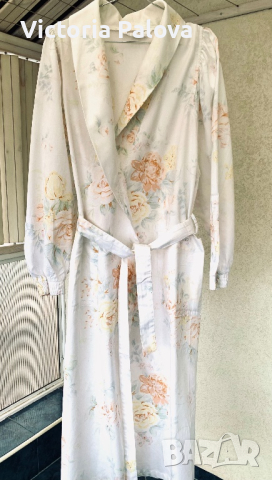 Скъп луксозен халат/пеньоар  LIBELLE  MACO-FROTTIER Австрия, снимка 9 - Други - 44856919