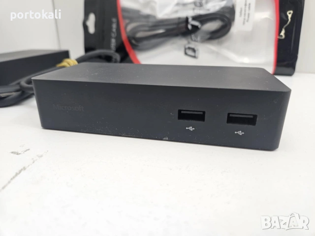 +Гаранция! Зарядно докинг станция за Microsoft Surface - Microsoft 1661 Surface Docking Station, снимка 2 - Лаптоп аксесоари - 53390314