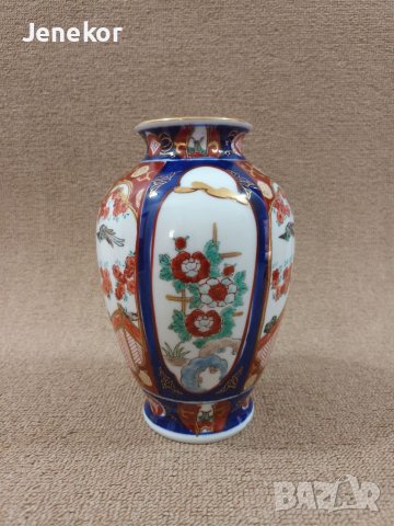Порцеланова ваза. , снимка 2 - Антикварни и старинни предмети - 40719228