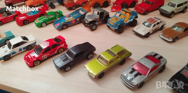 Модели 1/64 различни пройзводители, снимка 4 - Колекции - 45904850