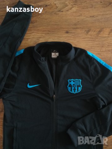 nike barcelona - страхотно мъжко горнище, снимка 3 - Спортни дрехи, екипи - 36743611