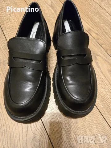 Дамски обувки Stradivarius, снимка 6 - Дамски ежедневни обувки - 48772477