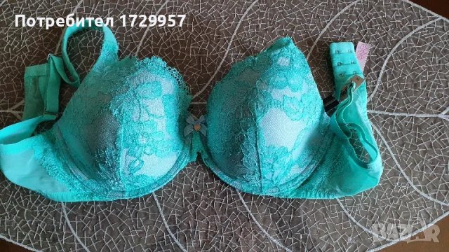 Сутиен Victoria Secret 38 С, снимка 3 - Корсети, бюстиета, топове - 50021770