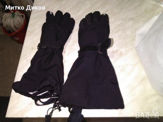 Wedze ски ръкавици нови, снимка 1 - Зимни спортове - 43717260