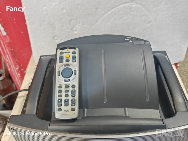 Проектор NEC WT610, снимка 8 - Плейъри, домашно кино, прожектори - 53477250