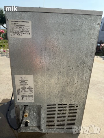 Професионален Ледогенератор, снимка 5 - Друго търговско оборудване - 50643779