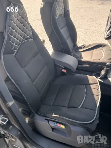 VW TOURAN, снимка 14 - Автомобили и джипове - 47791982