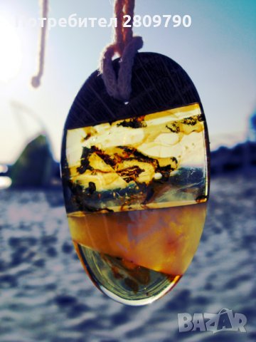 Приказна висулка от естествен балтийски кехлибар / Fabulous Pendant made of Natural Baltic Amber, снимка 15 - Колиета, медальони, синджири - 33332781