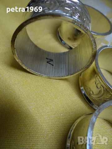 Орнаментирани метални пръстени за салфетки, снимка 5 - Аксесоари за кухня - 51954019