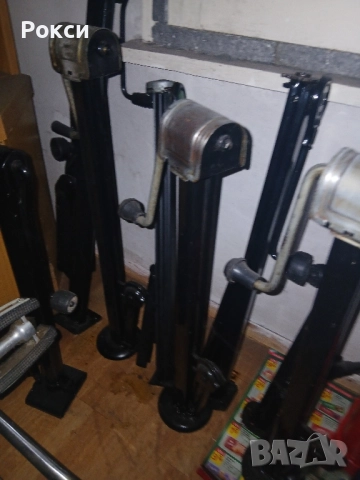 Винтови крикове лада,бмв,мерцедес,фв нови оем оргинални, снимка 17 - Аксесоари и консумативи - 51934596