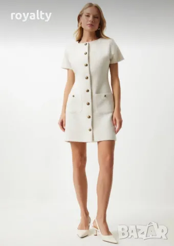 Бяла дамска рокля 