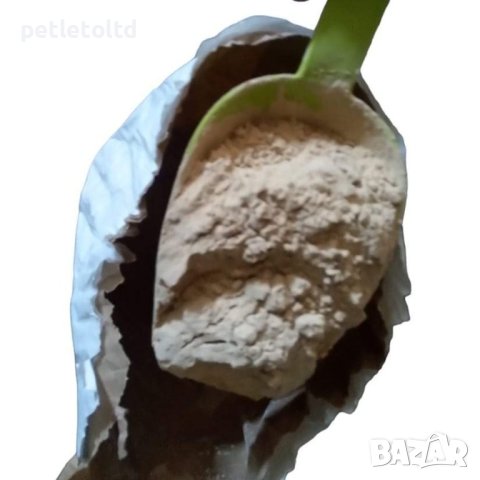 Бирена мая на фин прах за пчели - заместител на прашеца