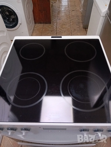 Уникална печка с керамичен плот Voss Electrolux с две години гаранция!, снимка 12 - Печки, фурни - 52770240