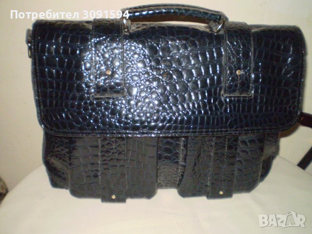 Дамска чанта CHARLES & KEITH , снимка 9 - Чанти - 43275857