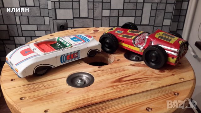 Тенекиени колички имат забележки, червената е със дървен под 40лв за двете , снимка 4 - Колекции - 34635822