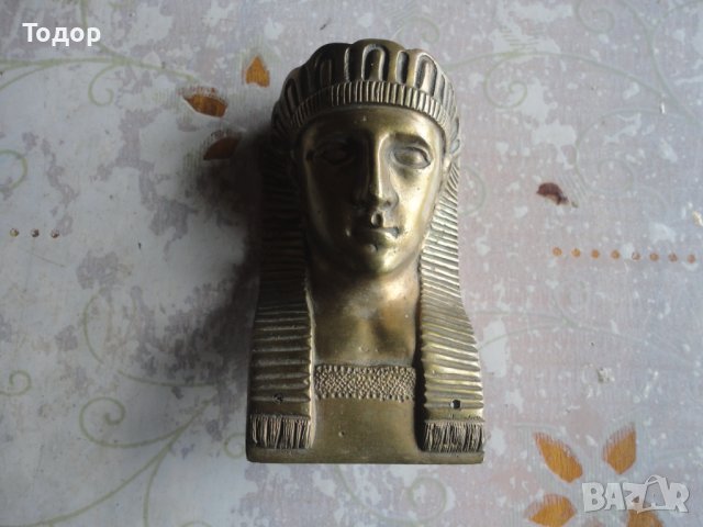 Старинна бронзова пластика фигура фараон бог
