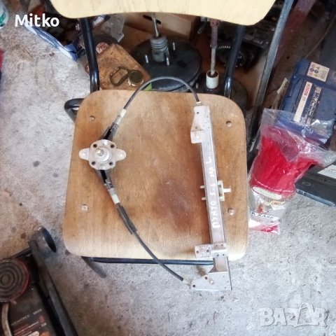 Стъкло повдигач Заден Ляв За Фият Пунто 1996г / Fiat Punto 1996y