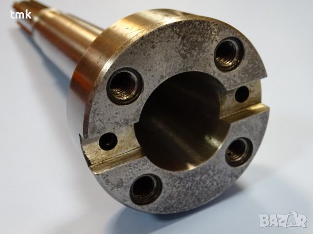 Вертикален шпиндел за фреза L-435 spindle vertical milling, снимка 2 - Резервни части за машини - 39040545