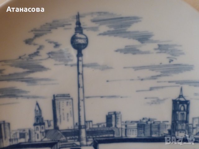 Немска порцеланова чиния за стена кобалт с кутия Валендорф 1970 г, снимка 3 - Антикварни и старинни предмети - 43734604