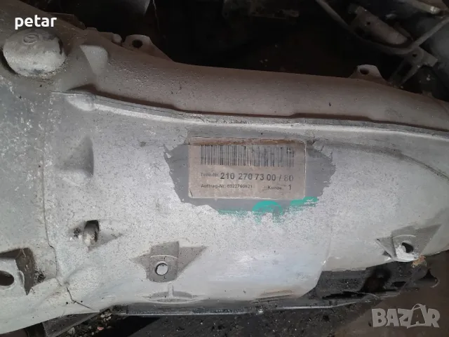 Мерцедес Е220 дизел, автоматик, снимка 5 - Автомобили и джипове - 27234196