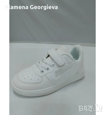 Бели кецове , снимка 2 - Детски маратонки - 51223413