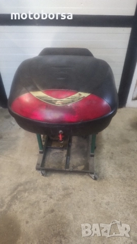 мото куфар с облегалка 