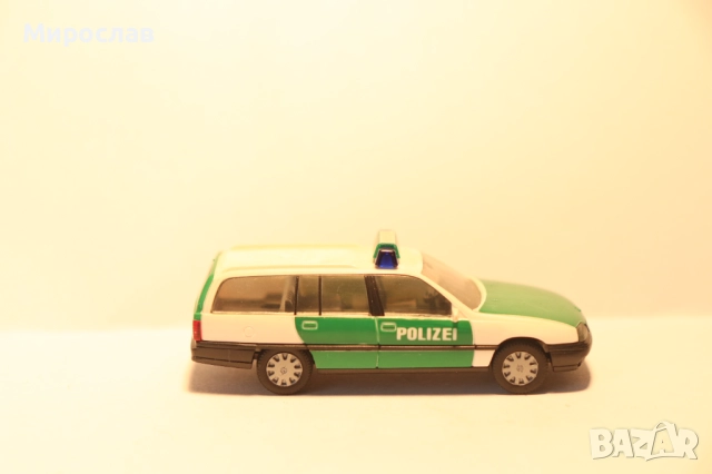 HERPA 1/87 H0 OPEL OMEGA POLICE ПОЛИЦИЯ КОЛИЧКА МОДЕЛ, снимка 4 - Колекции - 52722231