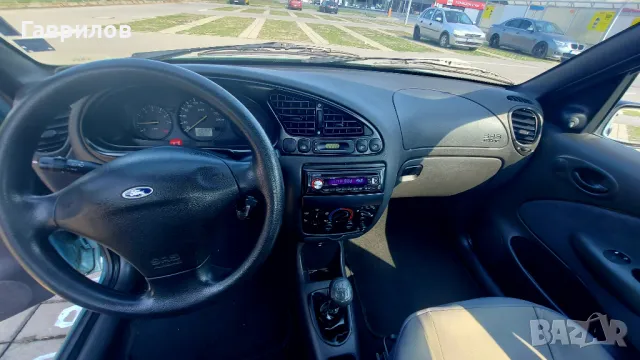 Ford Fiesta 1.3, снимка 13 - Автомобили и джипове - 47323073