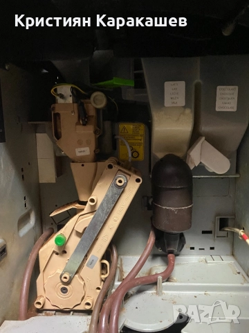 Вендинг машина Necta Colibri (модел C3SF-R/FQ E P BLACK), снимка 3 - Вендинг машини - 52588027