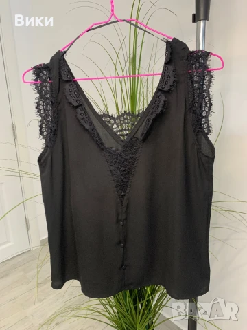 Черен топ с дантела размер S, снимка 11 - Корсети, бюстиета, топове - 51258268