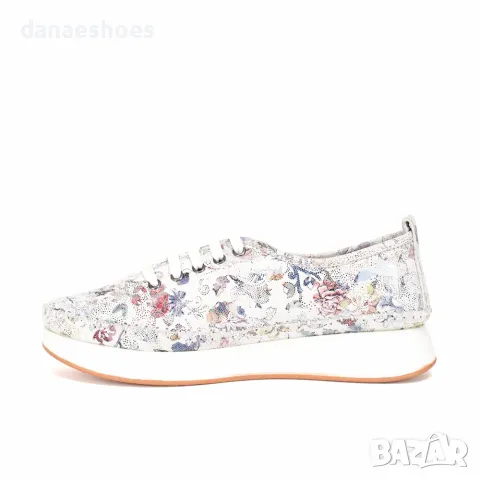 Дамски обувки от естествена кожа в бяло с принт на цветя , снимка 3 - Дамски ежедневни обувки - 50030064