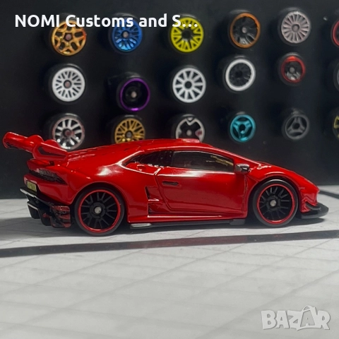 Hot Wheels Ferrari F40 Competizione & Lamborghini Huracan Super Trofeo , снимка 13 - Коли, камиони, мотори, писти - 52822576