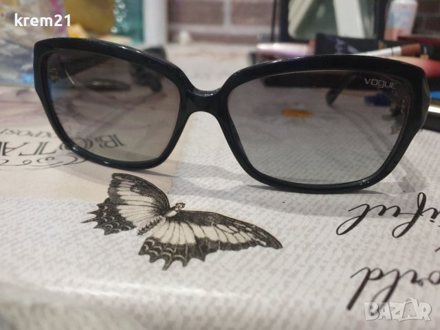 Vouge дамски слънчеви очила , снимка 1 - Слънчеви и диоптрични очила - 39769891