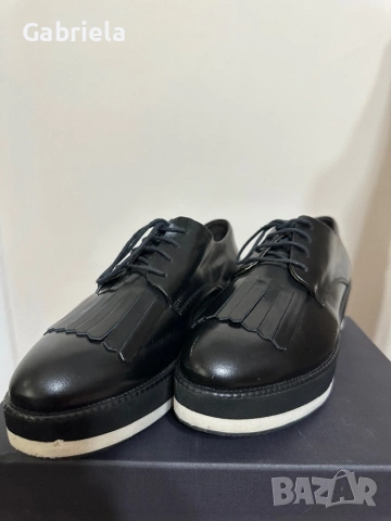 Дамски обувки с връзки 