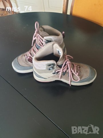 Страхотни боти - 60 лева, снимка 3 - Детски боти и ботуши - 26410842