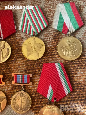 Ордени от соца България, снимка 4 - Антикварни и старинни предмети - 48504852