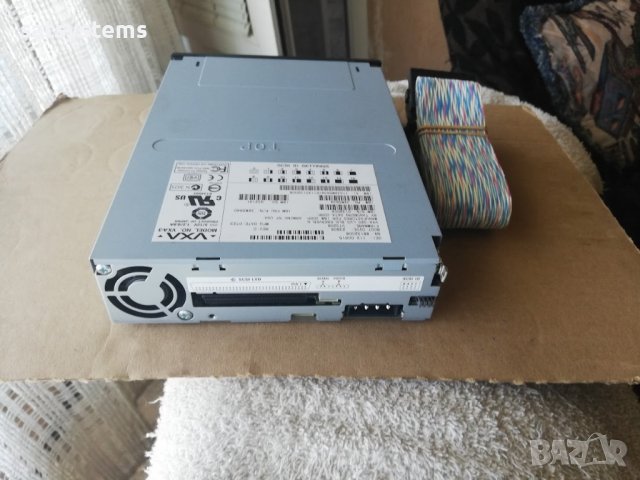 Ново!IBM 1U VXA-320 Tape Autoloader, снимка 4 - Други - 37431887