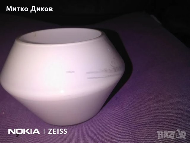 Гравирана и емайлирана стъклена ваза Н-85мм  и фи горе-83мм и долу 80мм отлична, снимка 4 - Вази - 47947059