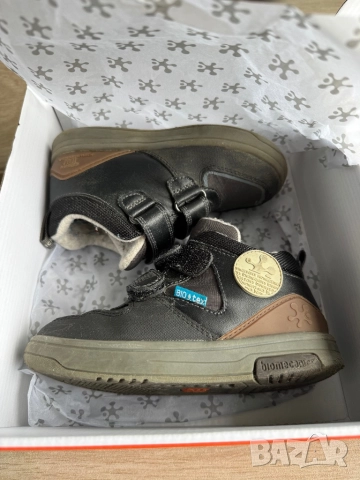 Детски боти Biomecanics - 26 номер, снимка 5 - Детски боти и ботуши - 51864164