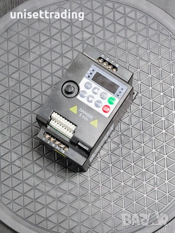 Честотен инвертор 0,75 кВт, 380V, 2,1А, снимка 5 - Електродвигатели - 53018535